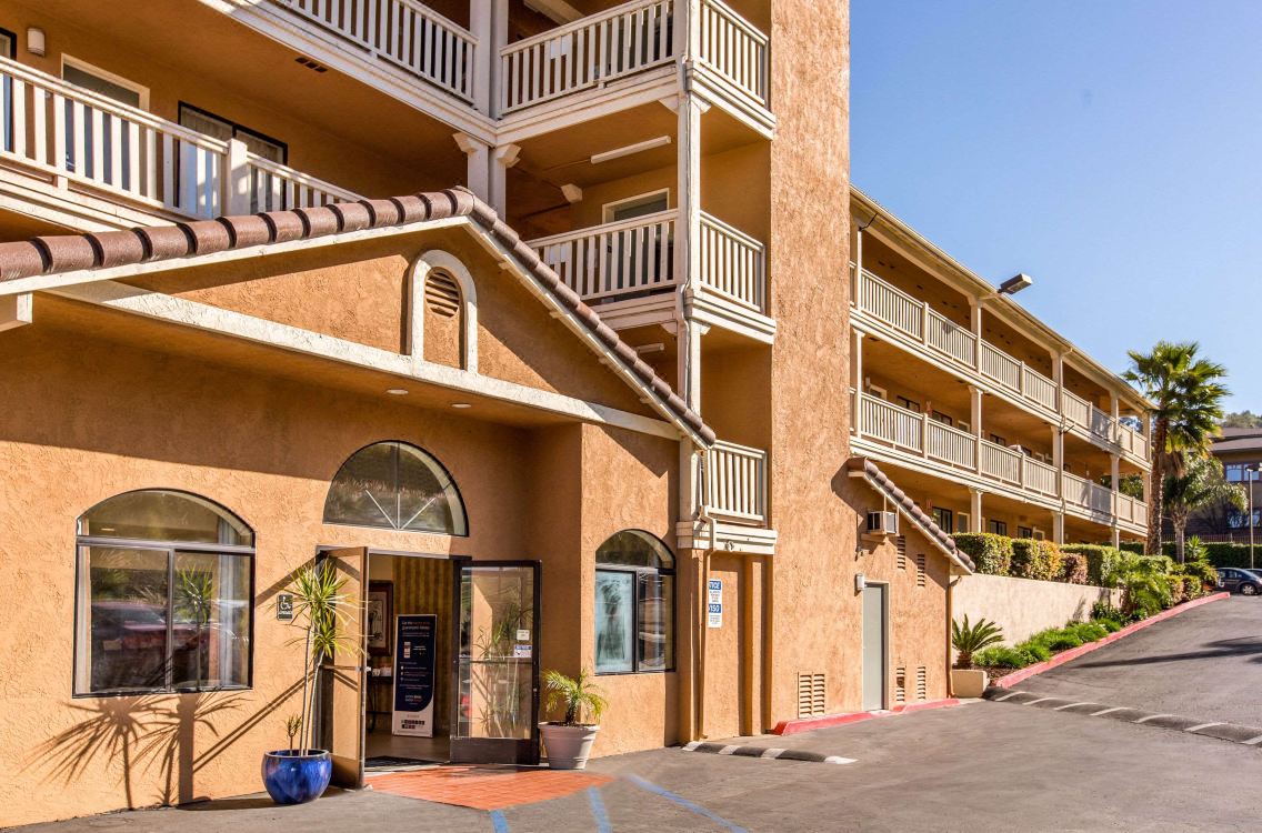 Rodeway Inn Suites El Cajon San Diego East Hotel Reviews - 