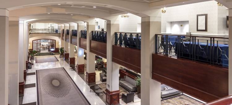 首都希尔顿酒店(Capital Hilton)图片