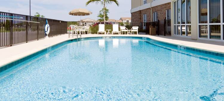 Holiday Inn Express & Suites FT迈尔斯堡东论坛(Holiday Inn Express & Suites FT Myers East- the Forum)图片