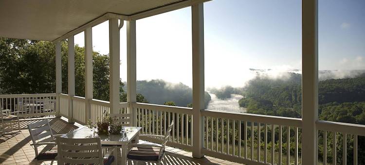 河湾酒店(Inn at Riverbend)图片