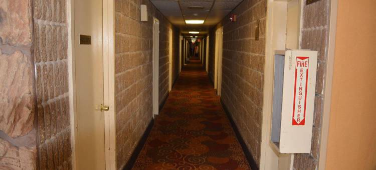 Travelodge by Wyndham Avenel Woodbridge图片