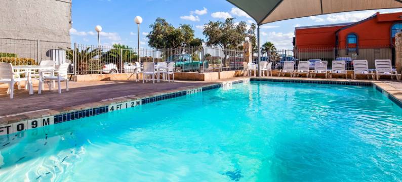 圣安东尼奥市中心东北部Travelodge by Wyndham酒店(Travelodge by Wyndham San Antonio Downtown Northeast)图片