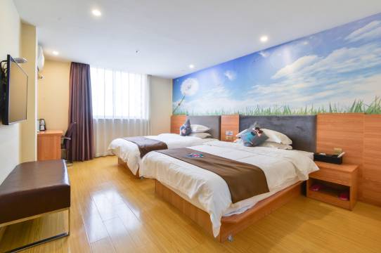 悦居酒店(昆山高铁南站人民路店)