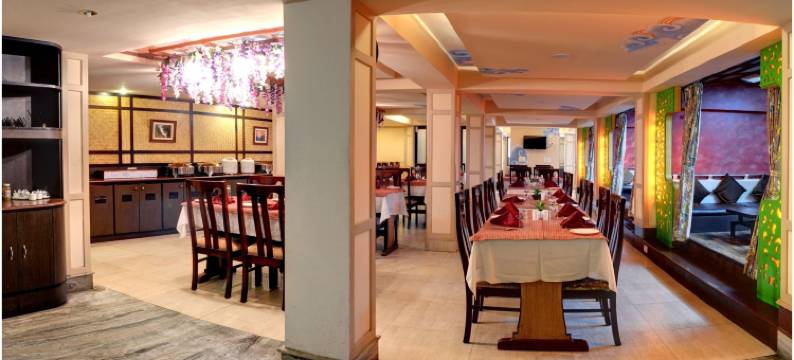 塔克尚峰会居住酒店及水疗中心(Summit Ttakshang Residency Hotel & Spa Mg Marg)图片