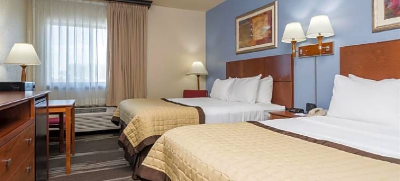 法戈温德姆华美达酒店(Ramada by Wyndham Fargo)图片