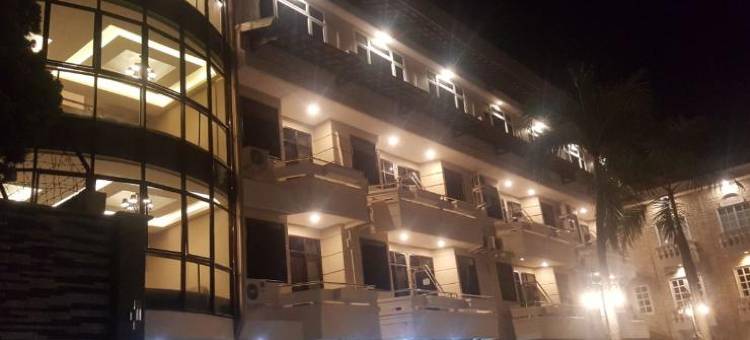 乔木邦中央酒店(Hotel Sentral Jombang)图片