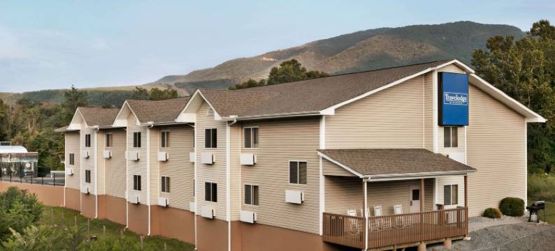 娄摩(科文顿附近)Travelodge by Wyndham酒店(Travelodge by Wyndham Low Moor Near Covington)图片