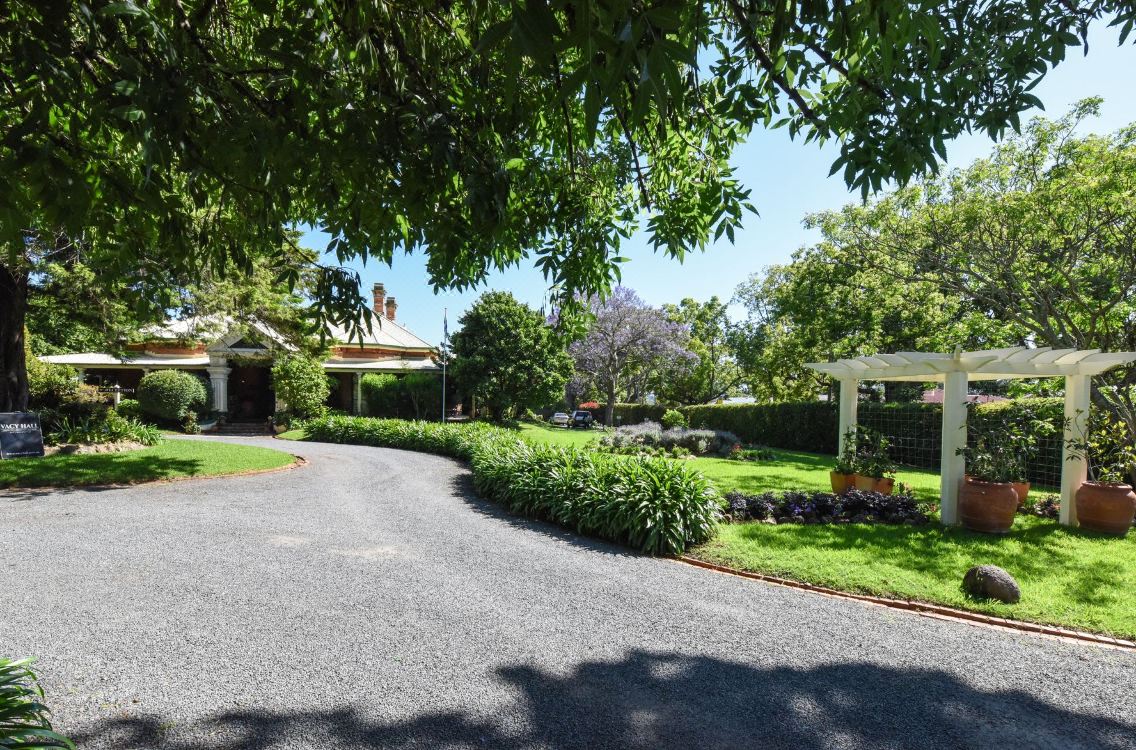 Vacy Hall Historic Guesthouse Toowoomba Hotel Reviews And - 