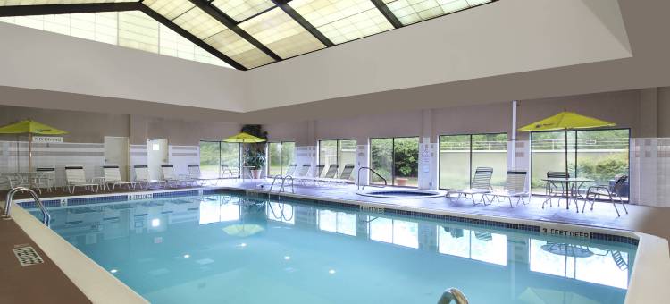 阿灵顿山洛克威万怡酒店(Courtyard Rockaway-Mt. Arlington)图片