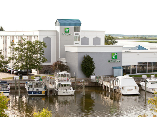 Holiday Inn 盛大避风港,春天湖