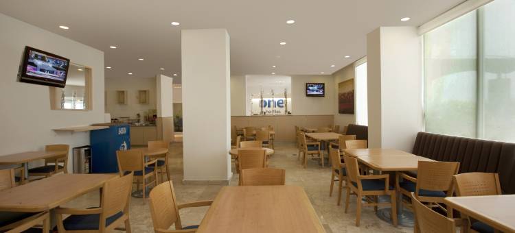 夸察夸尔科斯论坛One酒店(One Coatzacoalcos Forum)图片