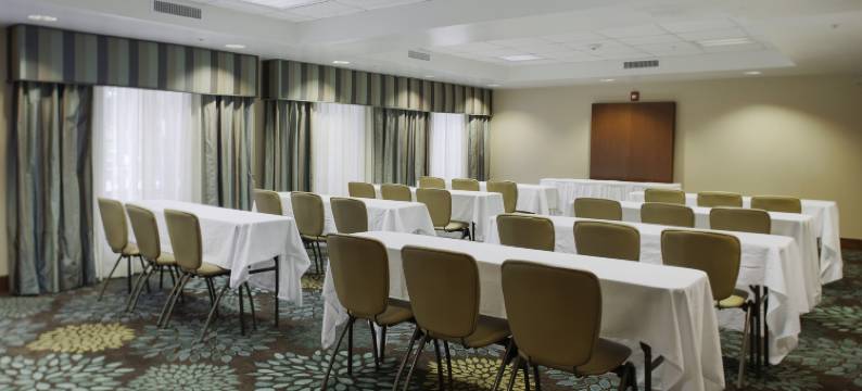 Staybridge Suites 费耶特维尔/阿肯色大学 by IHG(Staybridge Suites Fayetteville/Univ of Arkansas by IHG)图片