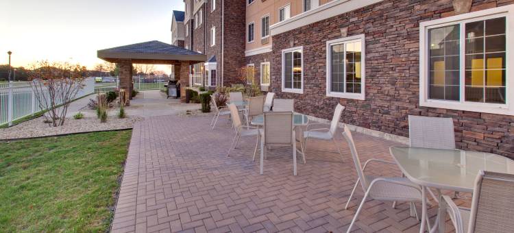 Staybridge Suites 罗克福德(Staybridge Suites Rockford)图片
