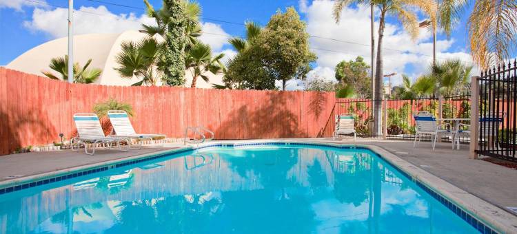 梅萨圣地亚哥贝斯特韦斯特优质酒店(Best Western Plus la Mesa San Diego)图片