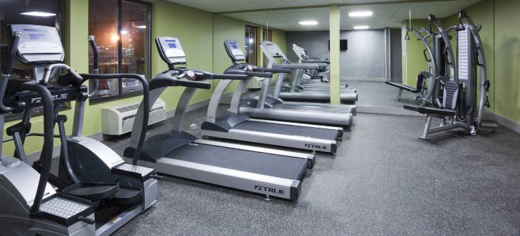 布卢明顿西智选假日套房酒店(Holiday Inn Express & Suites Bloomington - Mpls Arpt Area W)图片