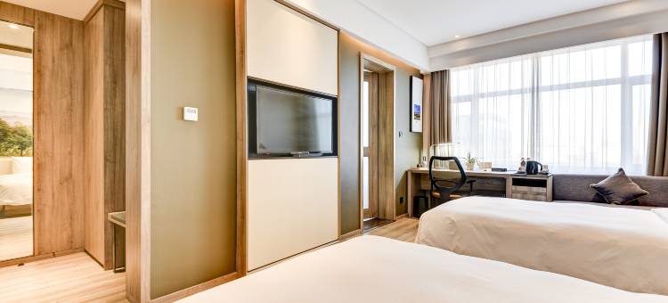 秦皇岛火车站迎宾路亚朵酒店图片