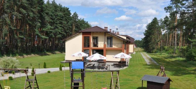 莱兹乌斯特尼别墅酒店(Villa Leśne Ustronie)图片