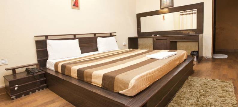 皇后旅館 OYO 439 號酒店(OYO 439 Hotel Queens Inn)图片