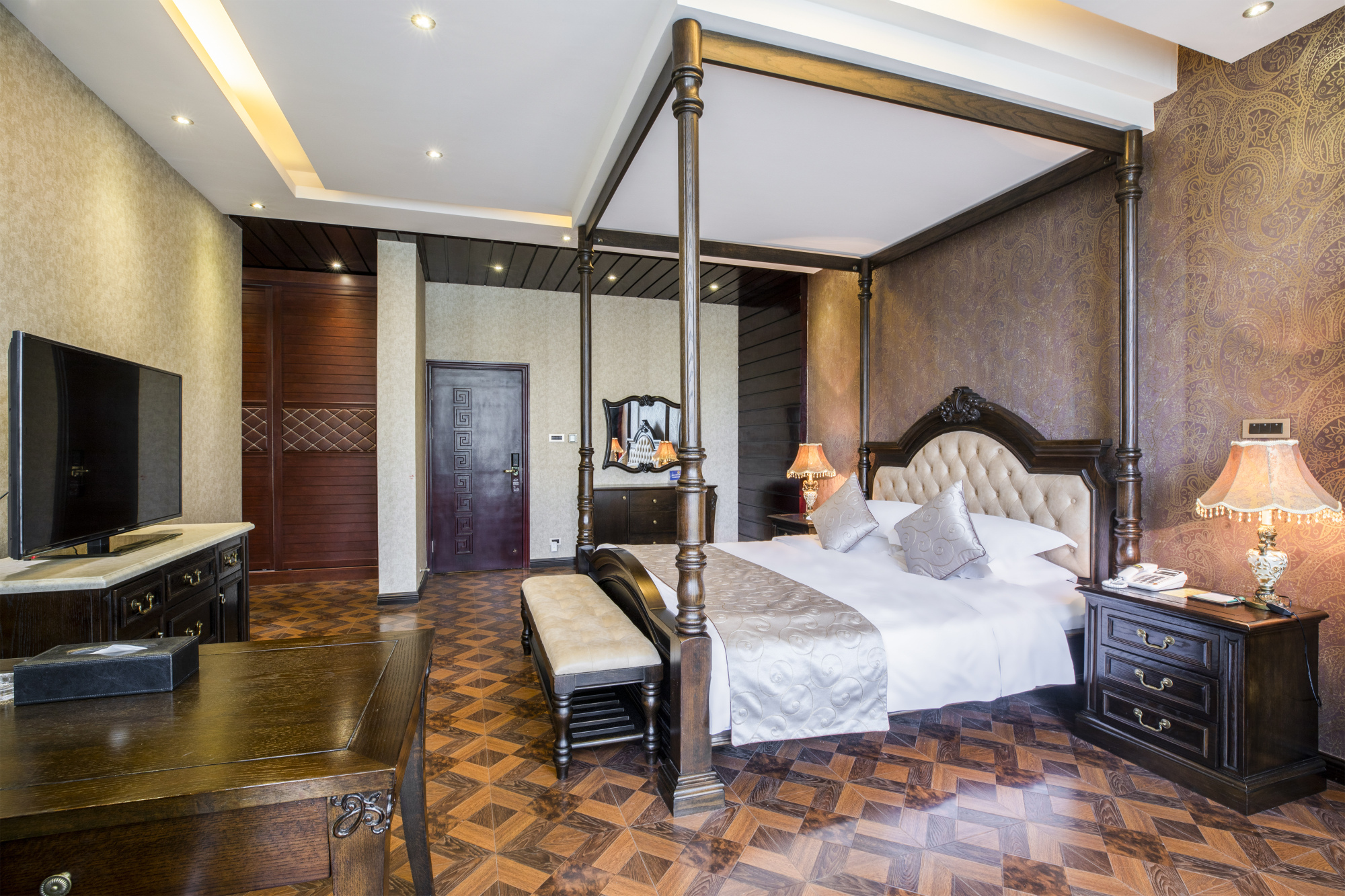 Guilin Landscape Golf Resort Over view