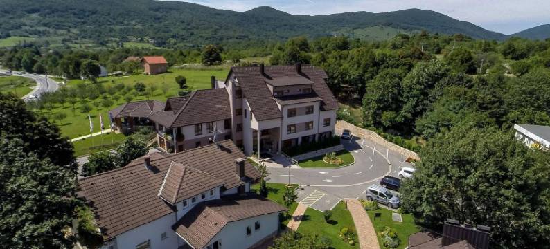 德杰尼伽酒店(Hotel Degenija)图片