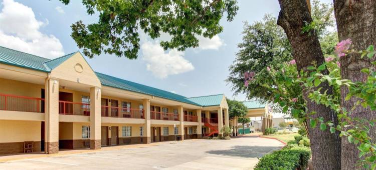 阿林顿6号汽车旅馆(Motel 6 Arlington, TX)图片