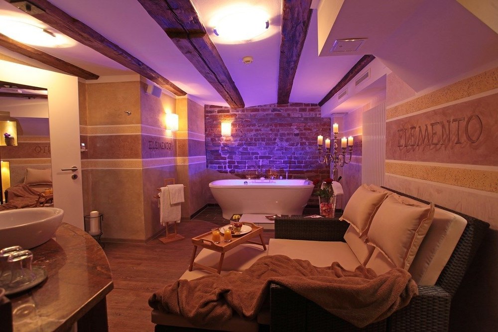 Romantik Hotel Scheelehof Stralsund Over view