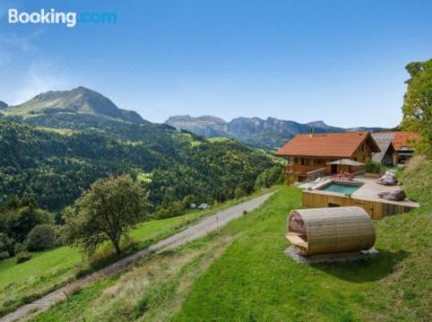 Chalet Manoe - Ovo Network Hotel Overview