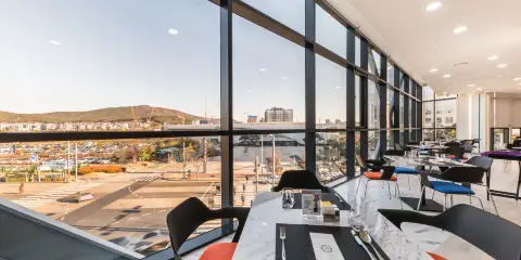 仁川機場豪生酒店
