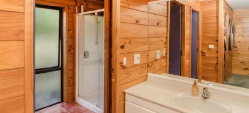 Beaver Farm House图片