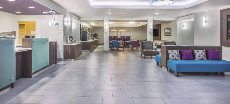 贝城拉昆塔温德姆套房酒店(La Quinta Inn & Suites by Wyndham Bay City)图片