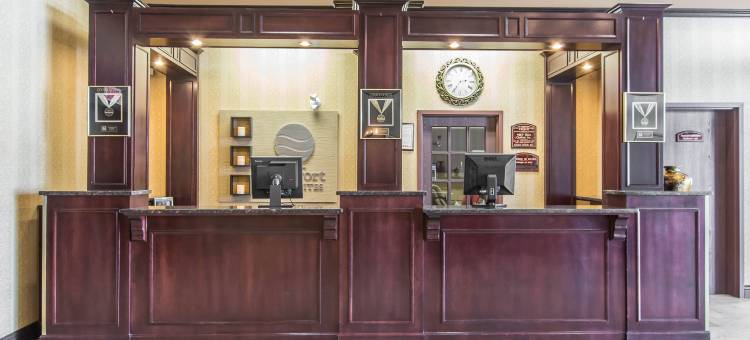 舒适套房酒店(Comfort Inn & Suites)图片