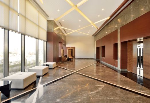 Radisson Blu Pune Hinjawadi Hotel Overview
