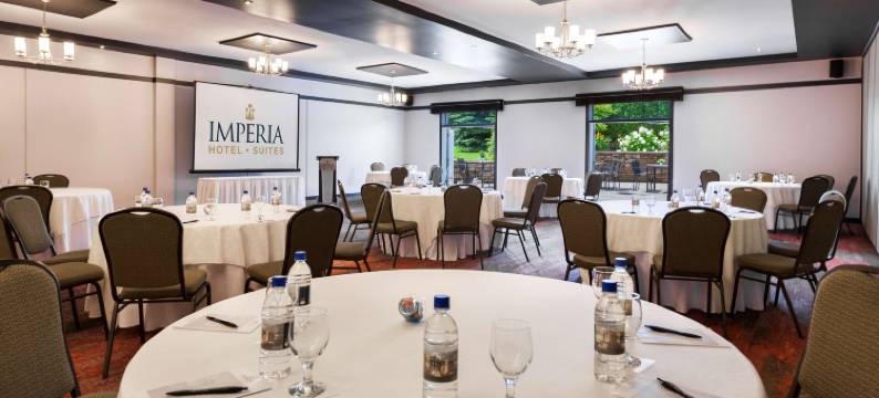 因佩里亚套房酒店(Imperia Hotel & Suites Saint-Eustache)图片