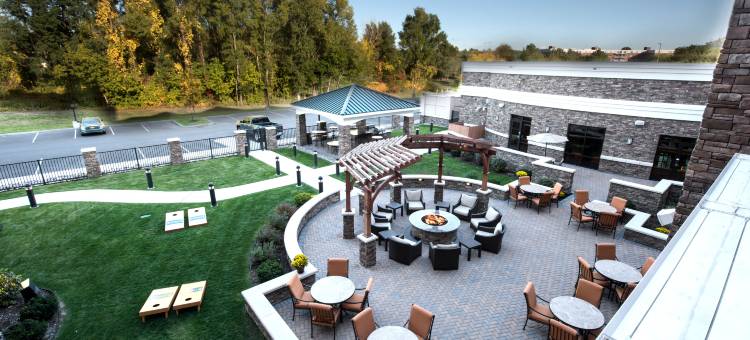 奥尔巴尼Wolf RD科勒尼中心商场Staybridge Suites(Staybridge Suites Albany Wolf RD-Colonie Center)图片