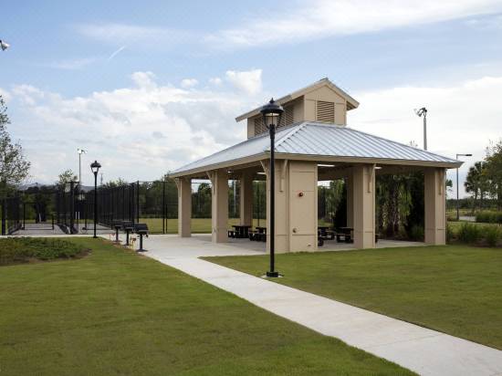 Springhill Suites Orlando At Flamingo Crossings Town Center Western Entrance Hotel Reviews Room Rates Trip Com