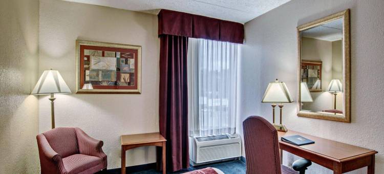 凯艺酒店 - 靠近马丁斯维尔赛道(Quality Inn Near Martinsville Speedway)图片