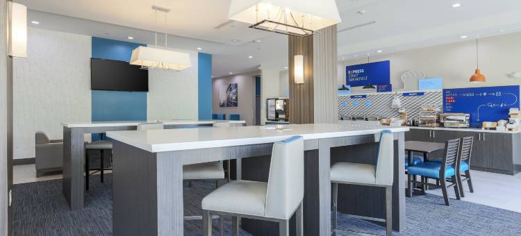 智选假日套房酒店休斯顿(Holiday Inn Express & Suites Houston - Hobby Airport Area)图片
