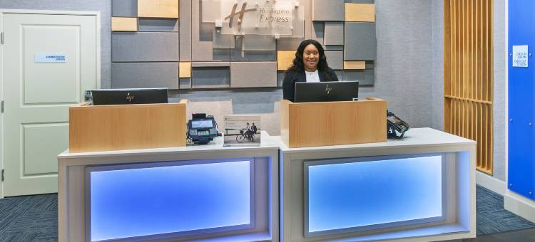 智选假日套房酒店旅顺环商城区 by IHG(Holiday Inn Express & Suites Port Arthur Central-Mall Area)图片