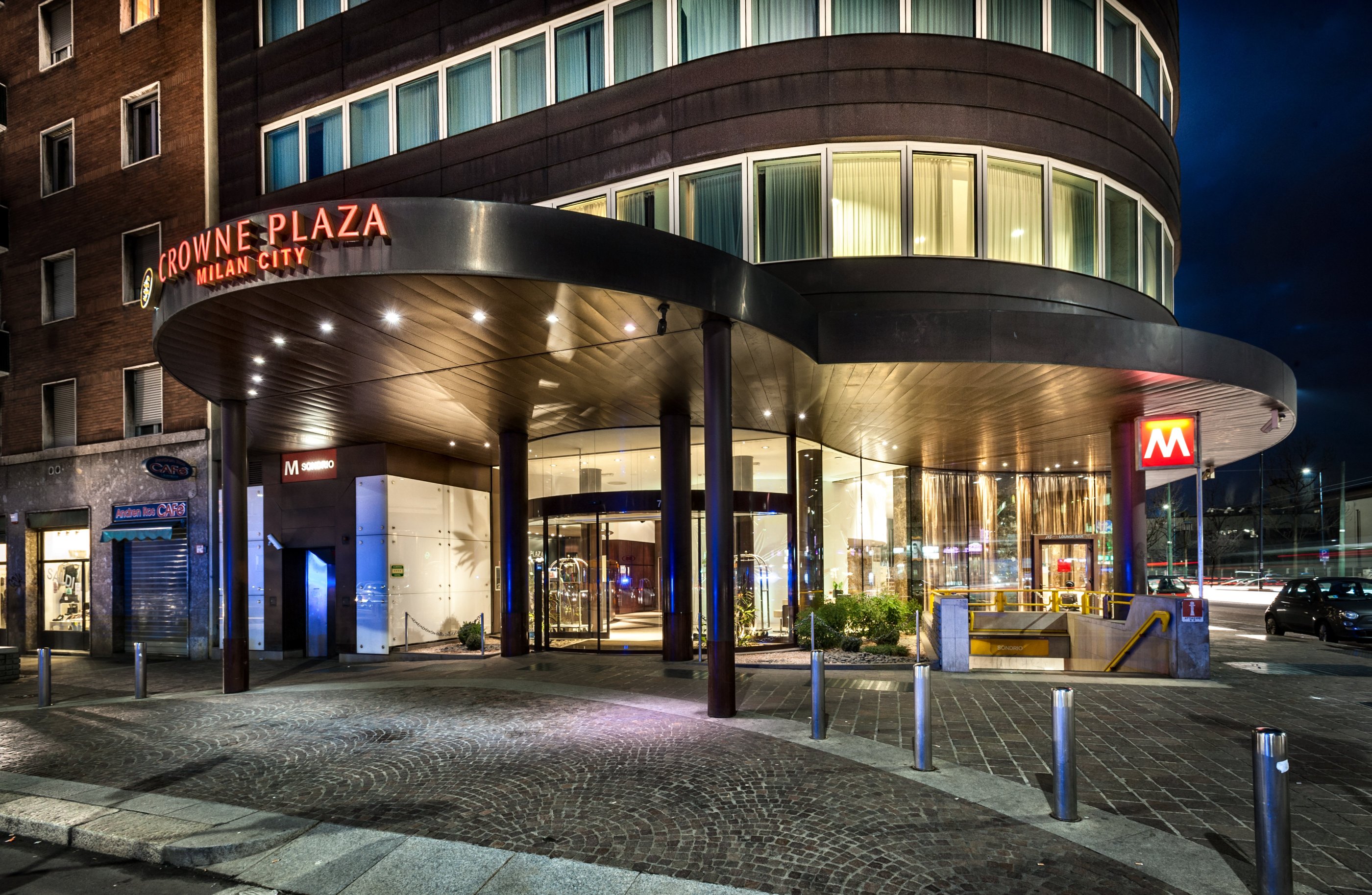 Crowne Plaza MILAN CITY by IHG Hotel Overview