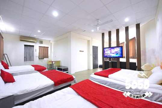 Mickey House-FuxingOver view