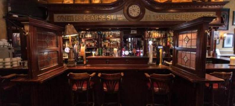 欧尼尔斯维多利亚酒吧及联排别墅酒店(O'Neills Victorian Pub & Townhouse)图片