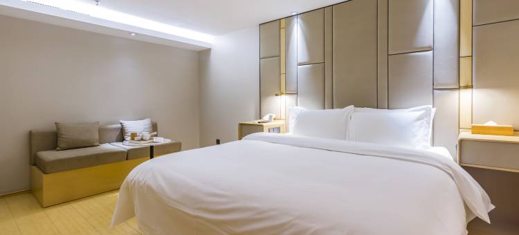 艺龙酒店(北京石景山古城地铁站店)图片