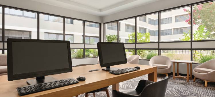 森尼维耳硅谷丽笙酒店(Radisson Hotel Sunnyvale - Silicon Valley)图片