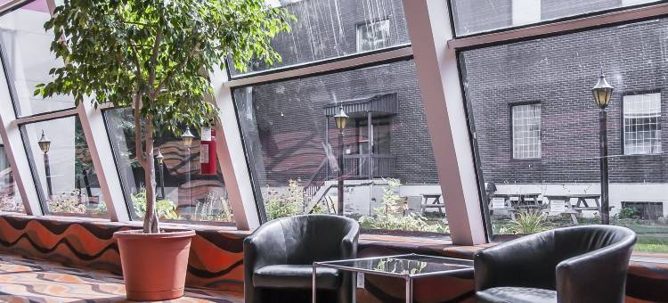 蒙特利尔机场呗盟旅馆套房酒店(Baymont by Wyndham Montreal Airport)图片