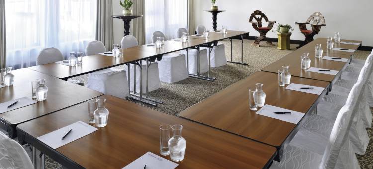 佩特拉瑞享度假村(Mövenpick Petra)图片