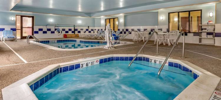 埃尔克哈特南舒适套房酒店(Comfort Suites South)图片