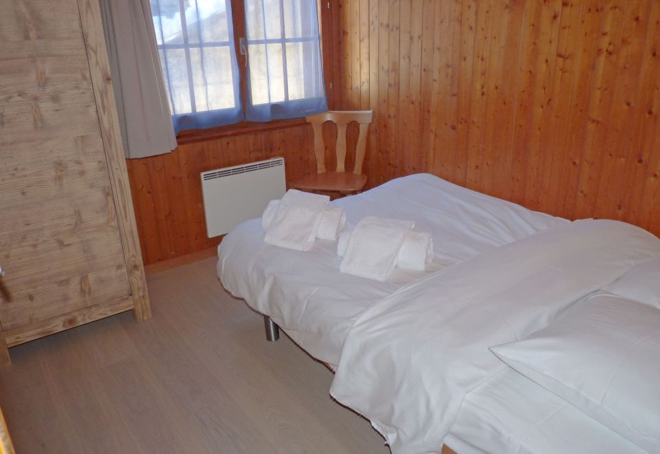 Frênes Hotel Overview