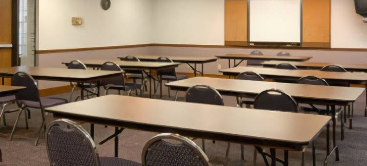 格林菲尔德速8酒店(Super 8 by Wyndham Greenfield)图片