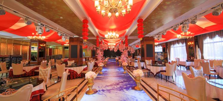 君星苑大酒店(乌兰察布高铁站店)图片