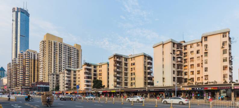 顺博龙酒店(华强南地铁站店)图片